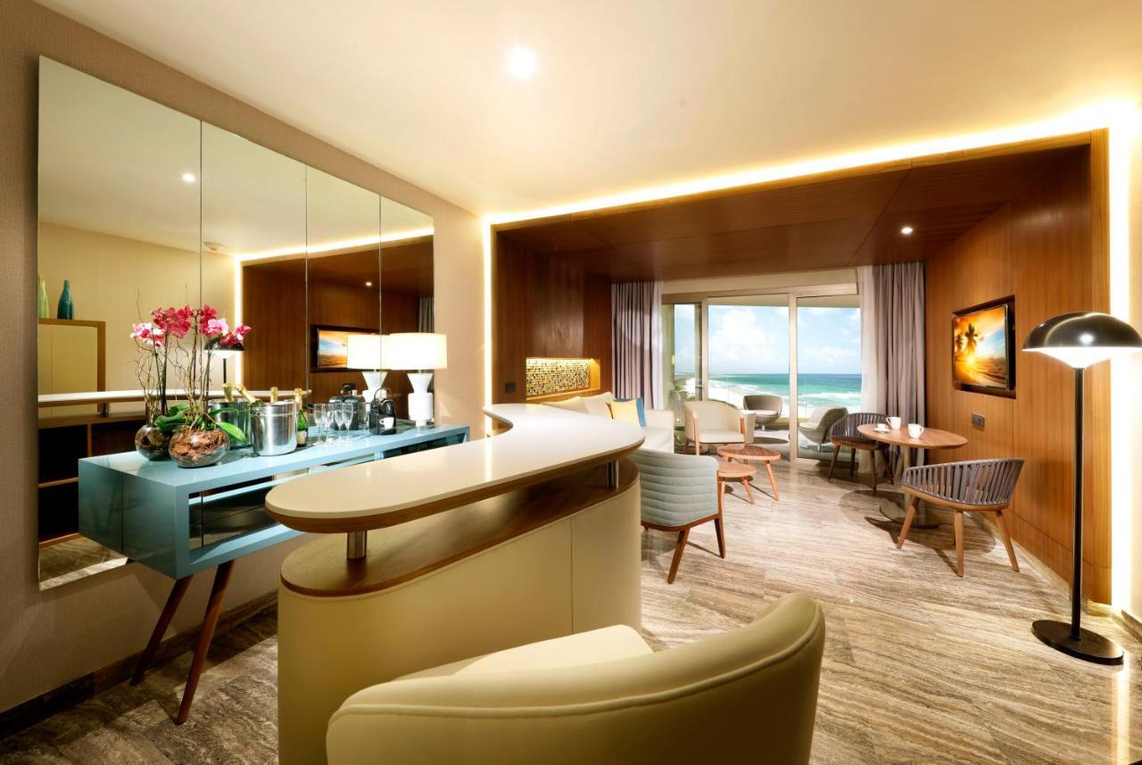 Family Selection At Grand Palladium Select Costa Mujeres Cancun Exterior photo